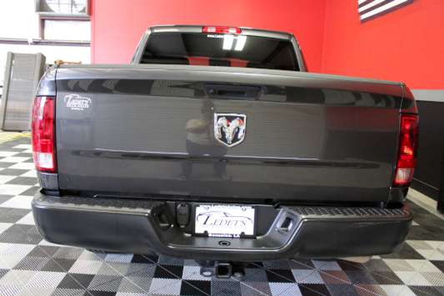 2023 Ram 1500 Classic Express - 4
