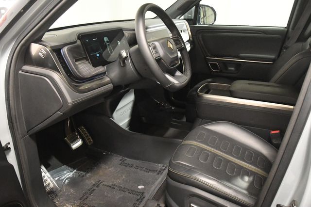 2023 Rivian R1T Launch Edition Quad Motor | Branford, CT | Sound Auto Wholesalers 2023 Rivian R1T Launch Edition Quad Motor | Branford, CT | Sound Auto Wholesalers