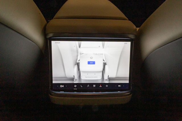 2023 Tesla Model X Plaid