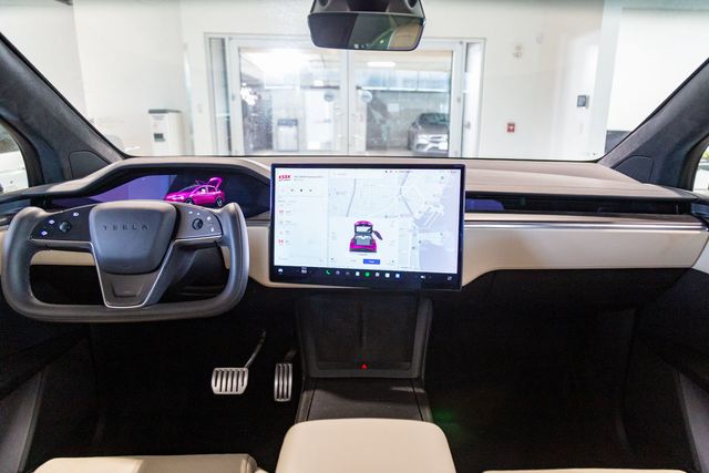 2023 Tesla Model X Plaid