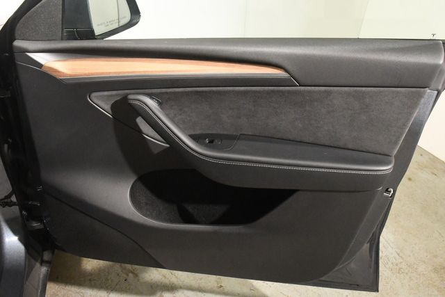 2023 Tesla Model Y . | Branford, CT | Sound Auto Wholesalers