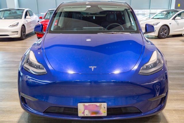 2023 Tesla Model Y at Autosource, photo 3