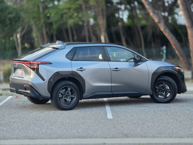 2023 Toyota bZ4X XLE | Reseda, CA | Angeles Auto Alliance