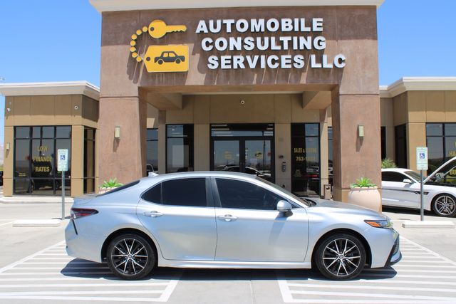 2023 Toyota Camry SE