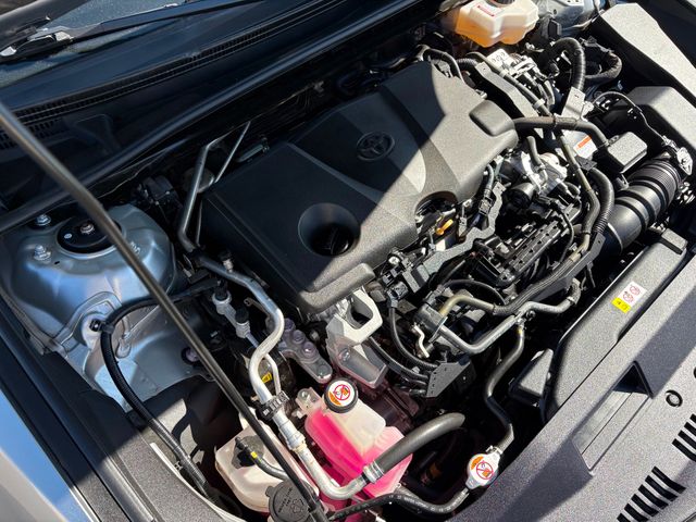 2023 Toyota Camry Hybrid LE