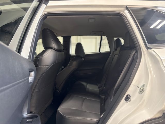 2023 Toyota COROLLA CROSS XLE | Houston, TX | Texas Star Motors