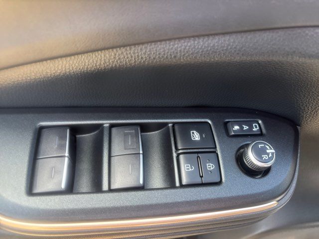 2023 Toyota Crown XLE | San Antonio, TX | Clear Choice Automotive South 2023 Toyota Crown XLE | San Antonio, TX | Clear Choice Automotive South