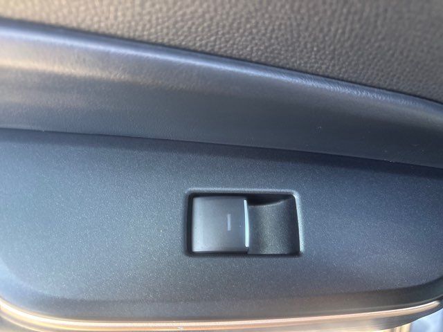 2023 Toyota Crown XLE | San Antonio, TX | Clear Choice Automotive South 2023 Toyota Crown XLE | San Antonio, TX | Clear Choice Automotive South