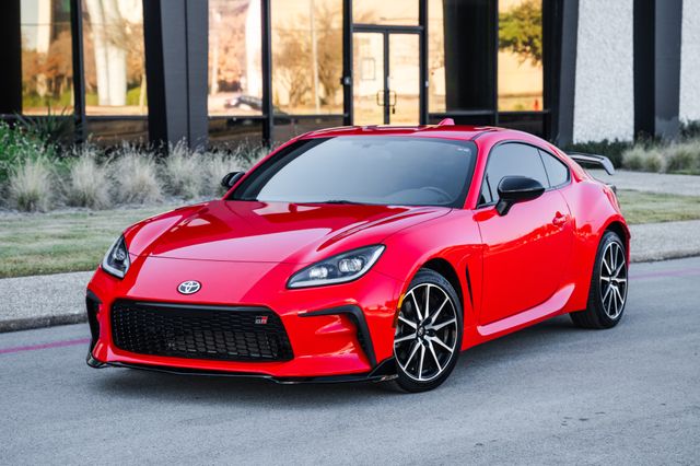 2023 Toyota GR86  | Addison, TX | Apex Auto Sports
