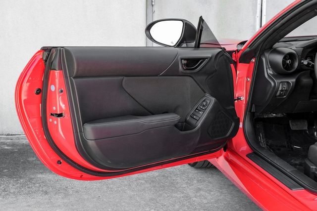 2023 Toyota GR86 8"Touchscreen Apple Car/Android Adaptive Cruise BT