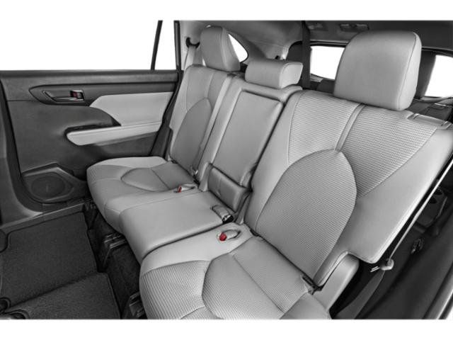 2023 Toyota Highlander 3rd row LE