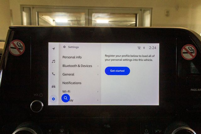 2023 Toyota Highlander 3rd row LE