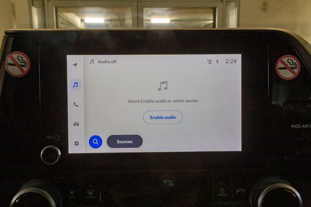 2023 Toyota Highlander 3rd row LE