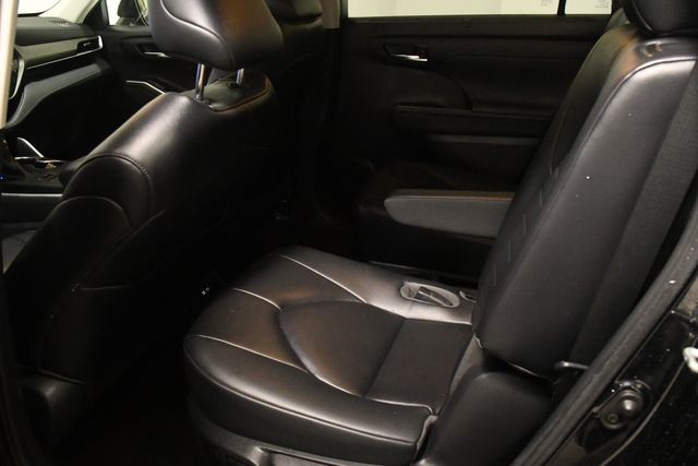 2023 Toyota Highlander XLE | Branford, CT | Sound Auto Wholesalers