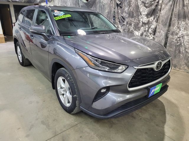 2023 Toyota Highlander LE AWD Seats 8 - Warranty -No Dealer Fees - | Dickinson, ND | Autorama Auto Sales and Rentals 2023 Toyota Highlander LE AWD Seats 8 - Warranty -No Dealer Fees - | Dickinson, ND | Autorama Auto Sales and Rentals