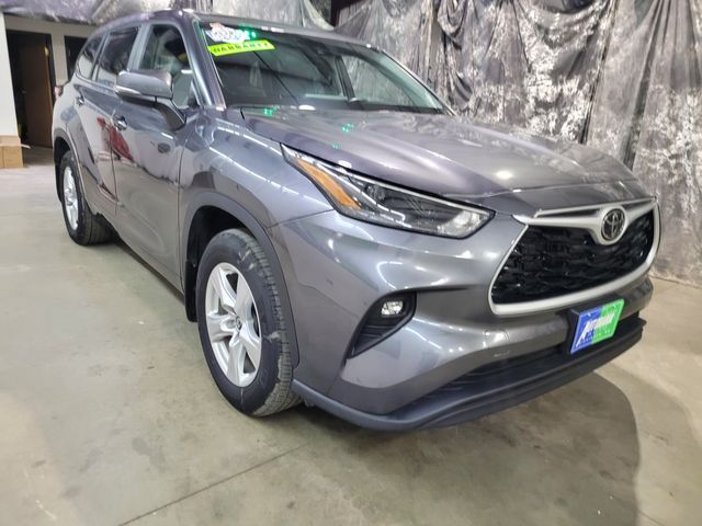 2023 Toyota Highlander LE AWD Seats 8 - Warranty -No Dealer Fees - | Dickinson, ND | Autorama Auto Sales and Rentals 2023 Toyota Highlander LE AWD Seats 8 - Warranty -No Dealer Fees - | Dickinson, ND | Autorama Auto Sales and Rentals