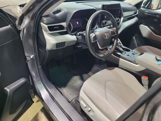 2023 Toyota Highlander LE AWD Seats 8 - Warranty -No Dealer Fees - | Dickinson, ND | Autorama Auto Sales and Rentals 2023 Toyota Highlander LE AWD Seats 8 - Warranty -No Dealer Fees - | Dickinson, ND | Autorama Auto Sales and Rentals