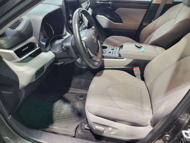 2023 Toyota Highlander LE AWD Seats 8 - Warranty -No Dealer Fees - | Dickinson, ND | Autorama Auto Sales and Rentals 2023 Toyota Highlander LE AWD Seats 8 - Warranty -No Dealer Fees - | Dickinson, ND | Autorama Auto Sales and Rentals