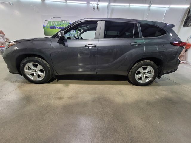 2023 Toyota Highlander LE AWD Seats 8 - Warranty -No Dealer Fees - | Dickinson, ND | Autorama Auto Sales and Rentals 2023 Toyota Highlander LE AWD Seats 8 - Warranty -No Dealer Fees - | Dickinson, ND | Autorama Auto Sales and Rentals