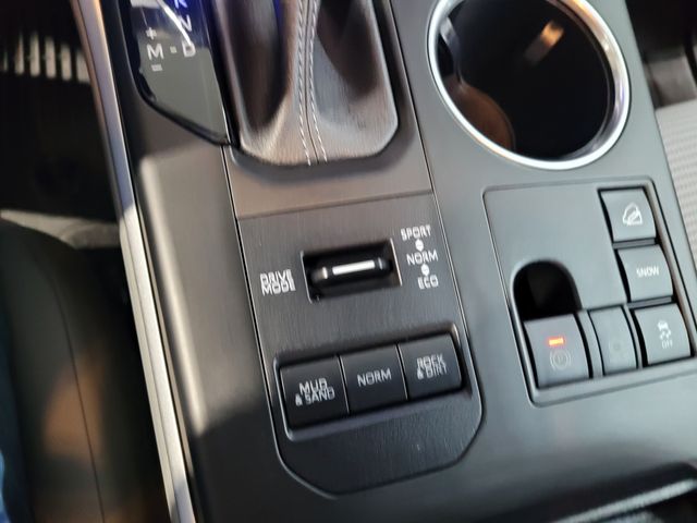 2023 Toyota Highlander LE AWD Seats 8 - Warranty -No Dealer Fees - | Dickinson, ND | Autorama Auto Sales and Rentals 2023 Toyota Highlander LE AWD Seats 8 - Warranty -No Dealer Fees - | Dickinson, ND | Autorama Auto Sales and Rentals