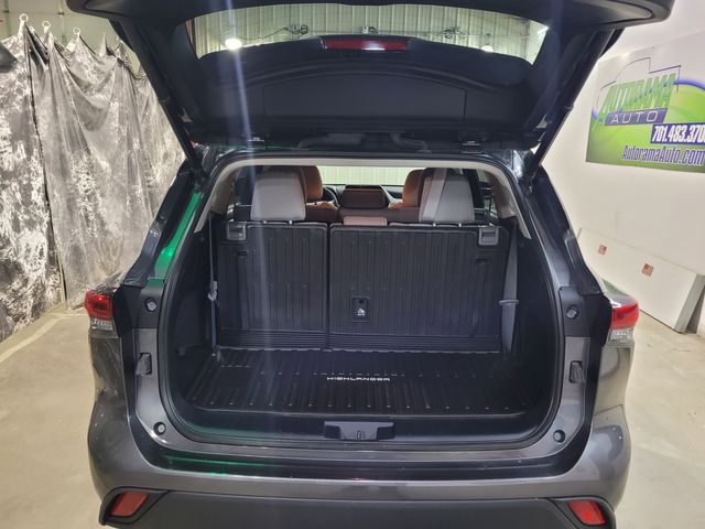 2023 Toyota Highlander LE  AWD  Seats 8 - Warranty -Transparent Price - | Dickinson, ND | Autorama Auto Sales and Rentals