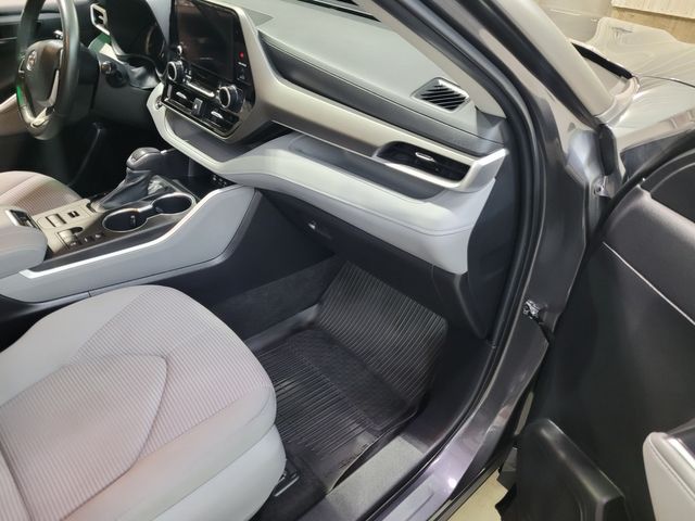 2023 Toyota Highlander LE  AWD  Seats 8 - Warranty -Transparent Price - | Dickinson, ND | Autorama Auto Sales and Rentals