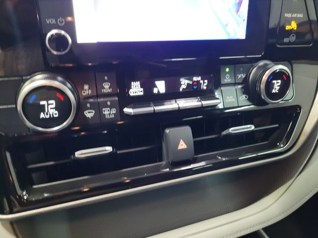 2023 Toyota Highlander LE  AWD  Seats 8 - Warranty -Transparent Price - | Dickinson, ND | Autorama Auto Sales and Rentals