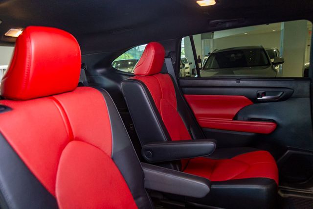 2023 Toyota Highlander  XSE