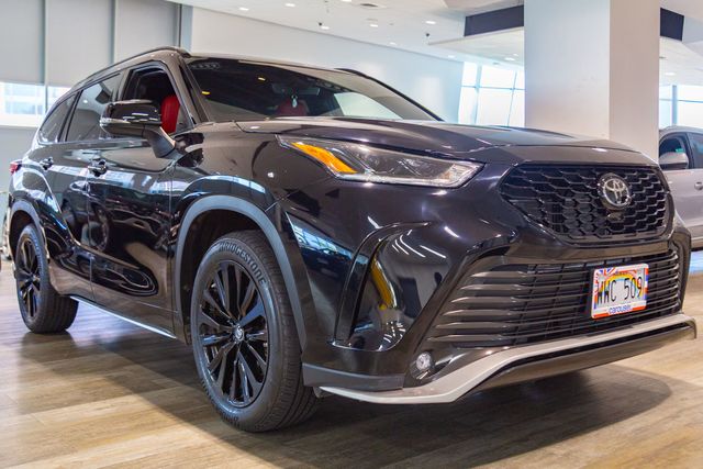 2023 Toyota Highlander  XSE