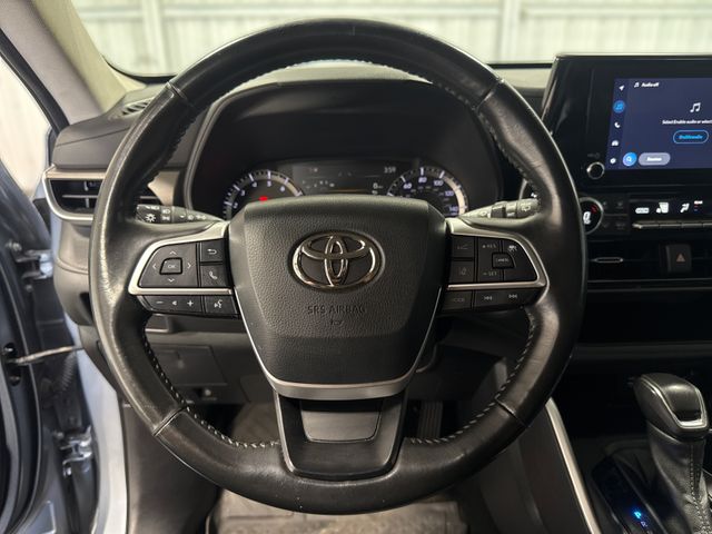 2023 Toyota Highlander LE 2023 Toyota Highlander LE