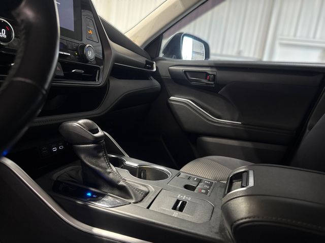 2023 Toyota Highlander LE | Houston, TX | Texas Star Motors 2023 Toyota Highlander LE | Houston, TX | Texas Star Motors