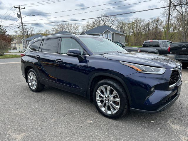 2023 Toyota Highlander Hybrid Limited
