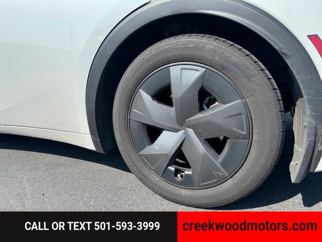 2023 Toyota Prius LE Hybrid White Financing CLEAN 2023 Toyota Prius LE Hybrid White Financing CLEAN