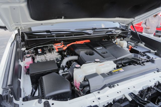 2023 Toyota Sequoia Platinum 4X4 W/ UPGRADES / LOADED / LEATHER NAV | Austin, TX | Rocky Mountain Truck Stop Austin