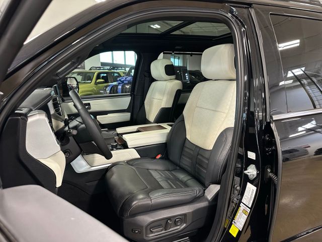 2023 Toyota Sequoia Capstone | Irving, Texas | Hopper Motorplex 2023 Toyota Sequoia Capstone | Irving, Texas | Hopper Motorplex