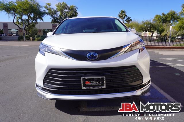 2023 Toyota Sienna XLE 7-Passenger 1 Owner Clean CarFax 27k LOW Miles | MESA, AZ | JBA MOTORS