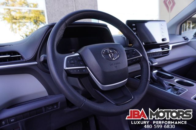 2023 Toyota Sienna XLE 7-Passenger 1 Owner Clean CarFax 27k LOW Miles | MESA, AZ | JBA MOTORS