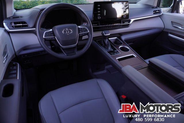 2023 Toyota Sienna XLE 7-Passenger 1 Owner Clean CarFax 27k LOW Miles | MESA, AZ | JBA MOTORS