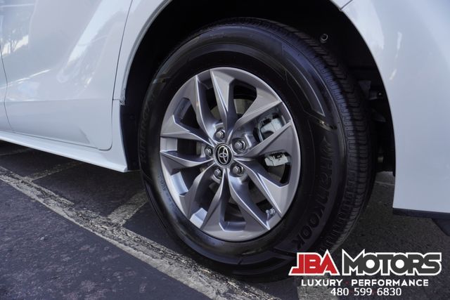 2023 Toyota Sienna XLE 7-Passenger 1 Owner Clean CarFax 27k LOW Miles | MESA, AZ | JBA MOTORS