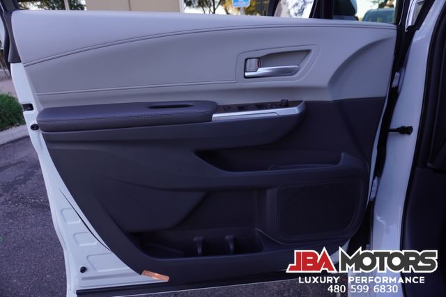 2023 Toyota Sienna XLE 7-Passenger 1 Owner Clean CarFax 27k LOW Miles | MESA, AZ | JBA MOTORS