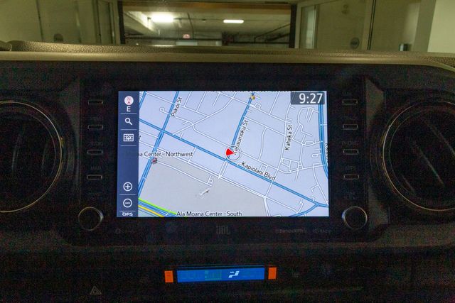 2023 Toyota Tacoma 4WD TRD Sport w/leather Crew Cab