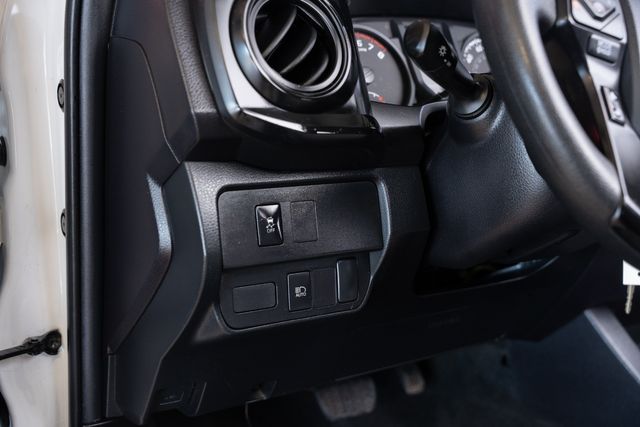 2023 Toyota Tacoma SR 2023 Toyota Tacoma SR