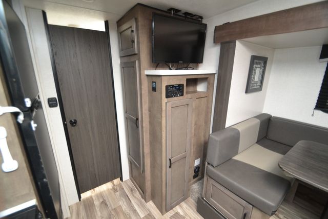 2023 Venture RV Sonic X 220VRBX