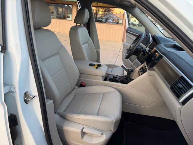 2023 Volkswagen Atlas SE 4Motion | Dickinson, ND | Heiser Motors 2023 Volkswagen Atlas SE 4Motion | Dickinson, ND | Heiser Motors