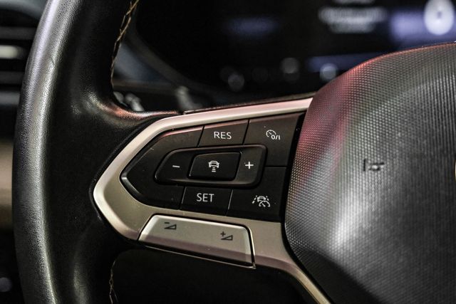 2023 Volkswagen Taos SE | New York, NY | Spincar Demo Account