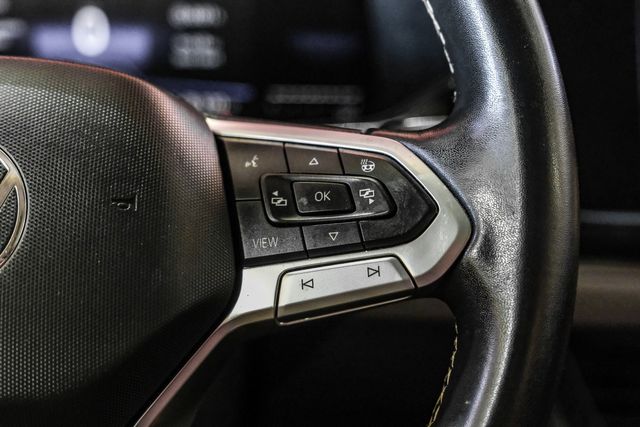 2023 Volkswagen Taos SE | New York, NY | Spincar Demo Account