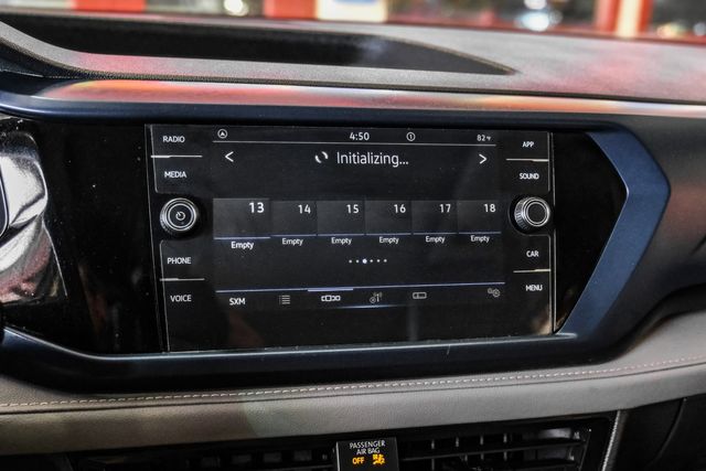 2023 Volkswagen Taos SE | New York, NY | Spincar Demo Account