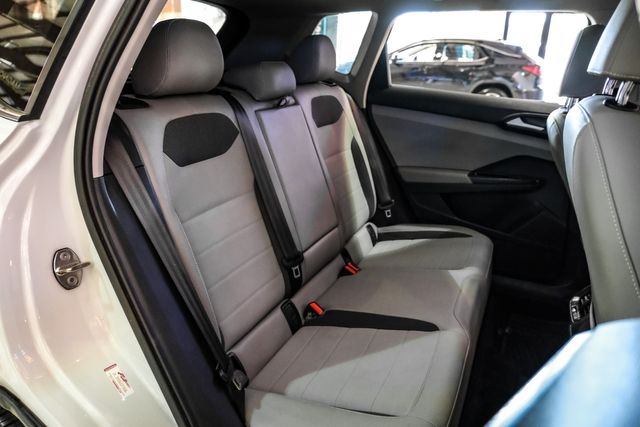 2023 Volkswagen Taos SE | New York, NY | Spincar Demo Account