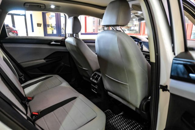 2023 Volkswagen Taos SE | New York, NY | Spincar Demo Account