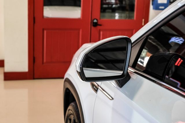 2023 Volkswagen Taos SE | New York, NY | Spincar Demo Account